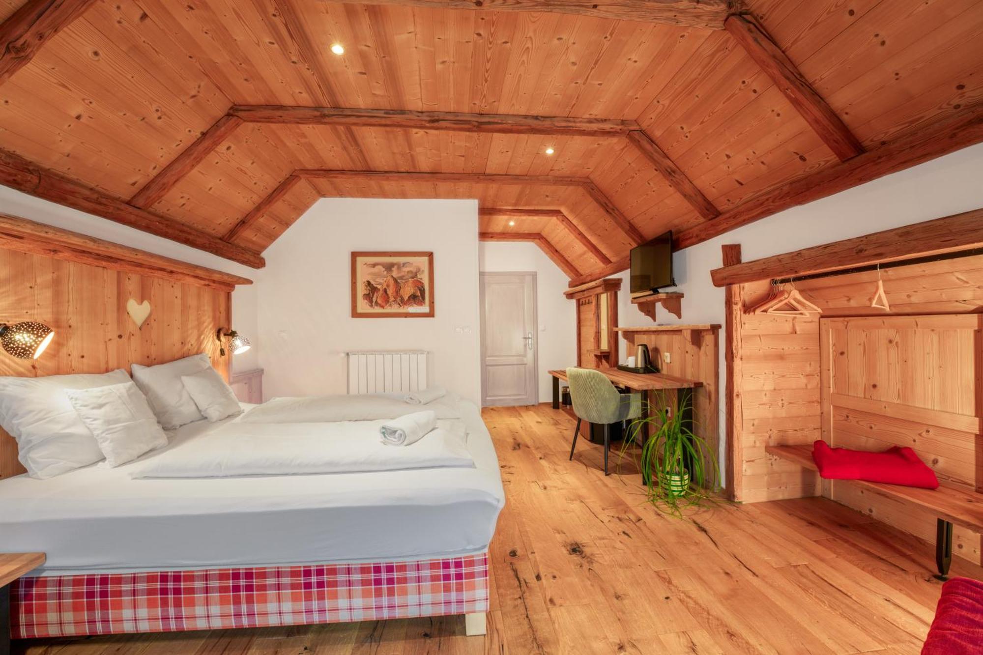 Gostilna Pri Martinu Kranjska Gora Exterior foto